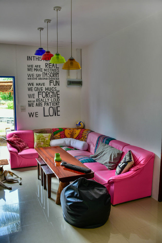 Love Station Hostel Baan Tai Exterior photo