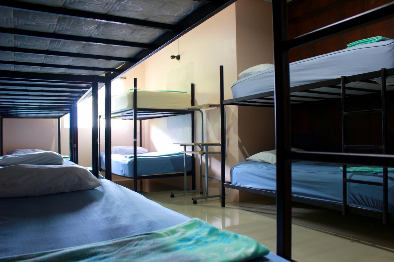Love Station Hostel Baan Tai Room photo