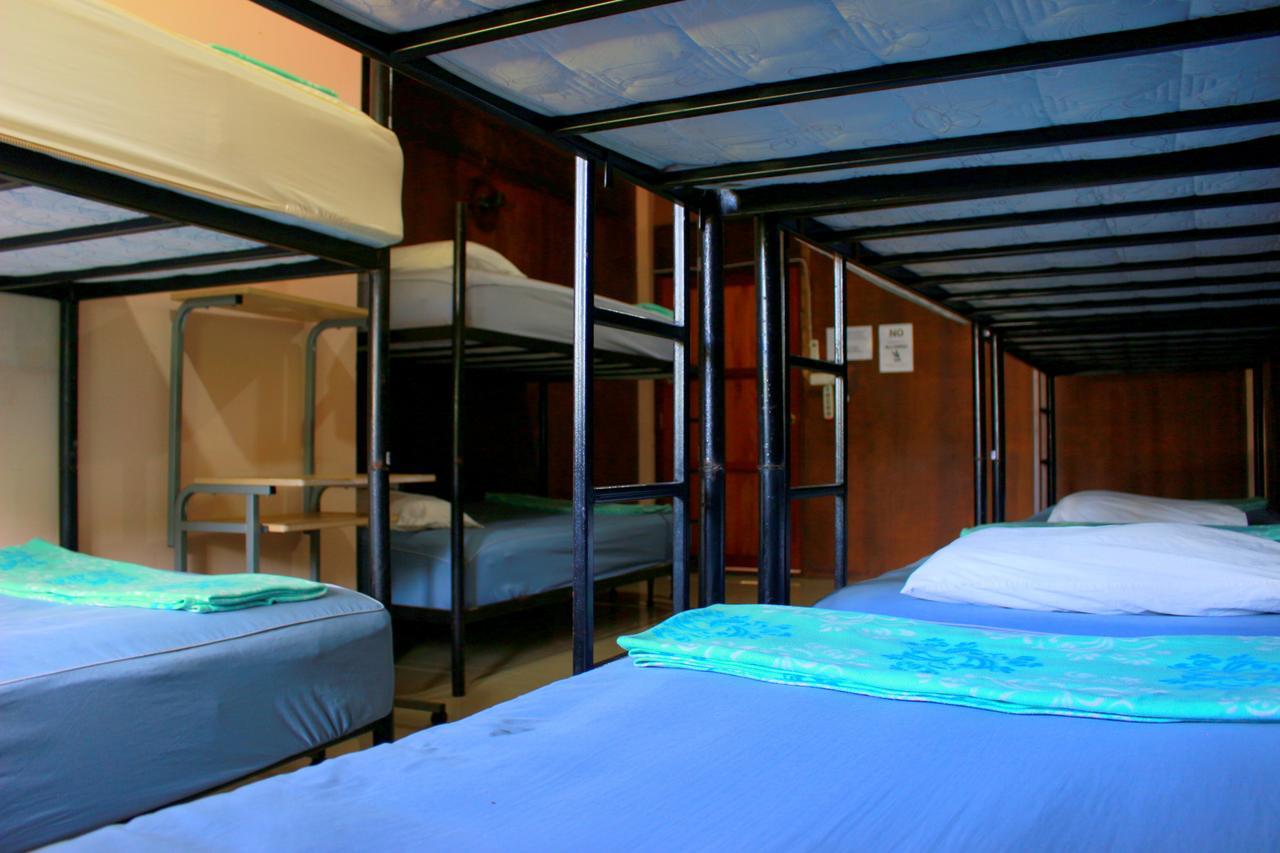 Love Station Hostel Baan Tai Exterior photo