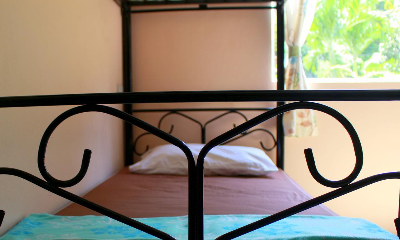Love Station Hostel Baan Tai Exterior photo