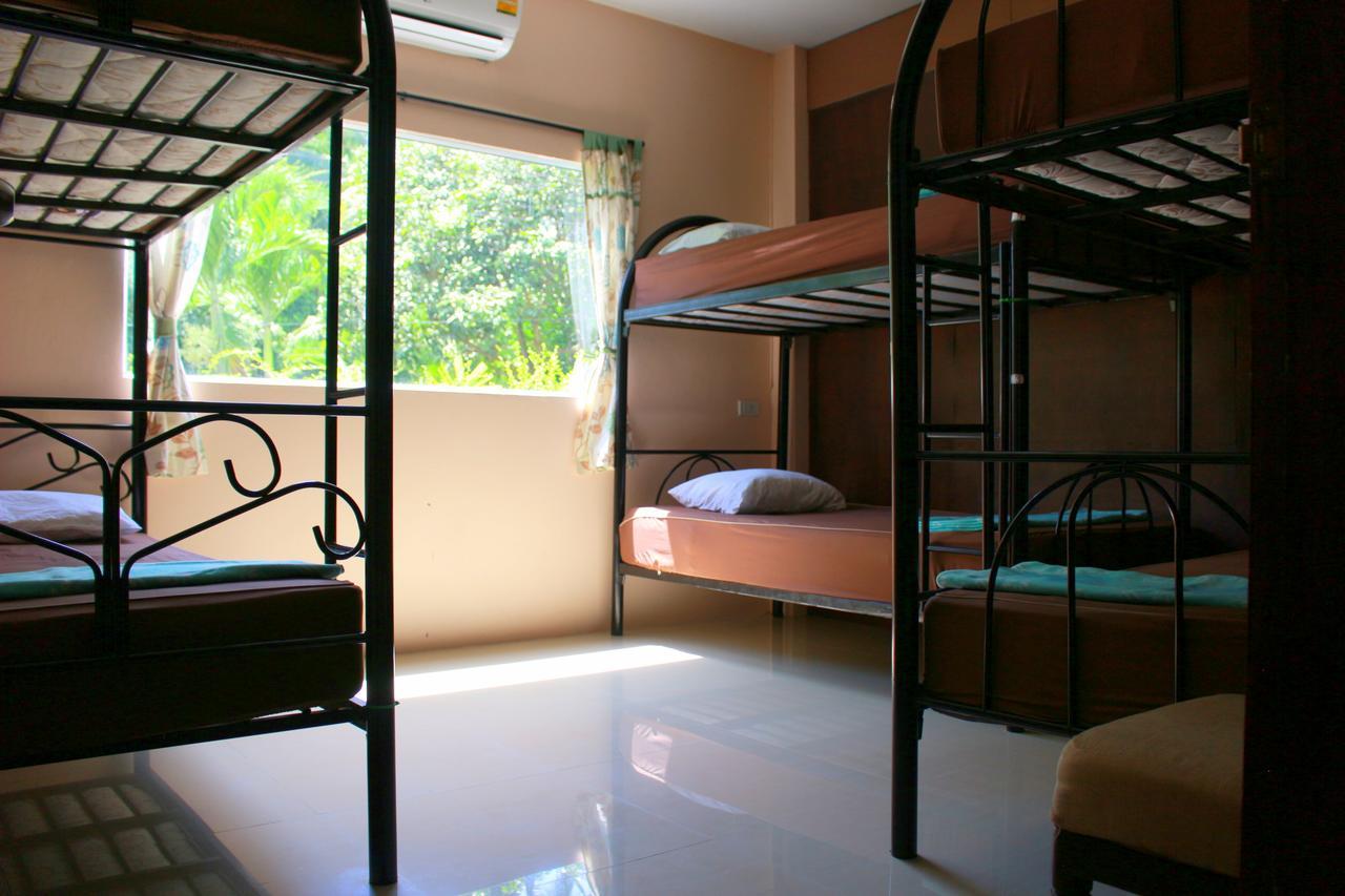 Love Station Hostel Baan Tai Exterior photo